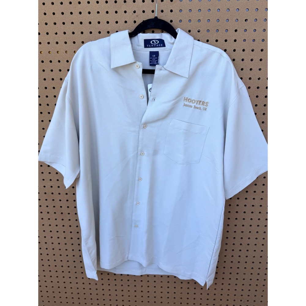 Vantage Hooters Camp Shirt Large Latte New Licensed Jantzen Beach OR Dadcore